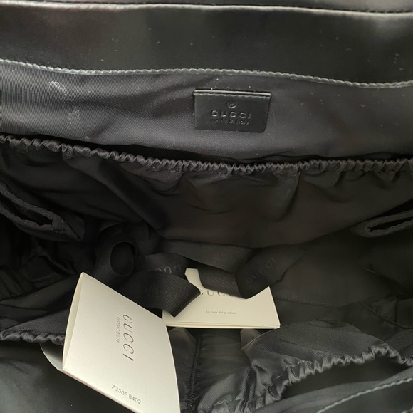 Gucci GG Supreme Diaper Bag - Picture 14 of 16
